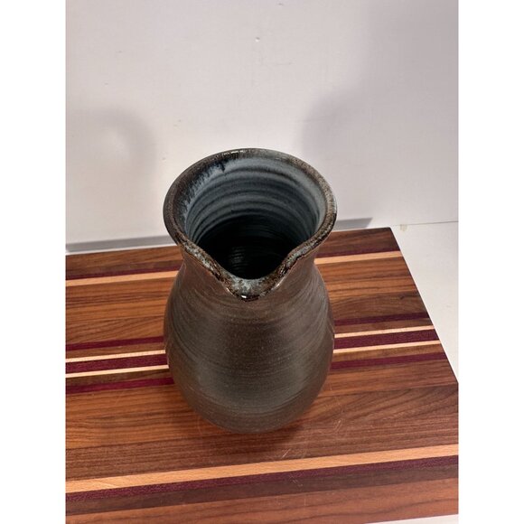 MCM VTG Studio Art Pottery Pitcher, hand thrown stoneware with dark brown and a - Picture 3 of 9